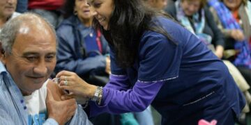 Anticipan testeos gratuitos en la Noche de las vacunas