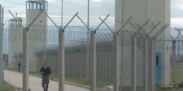 Aseguran que la huelga de hambre sigue en la cárcel de Bouwer