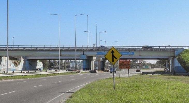 Corte total en el cruce de avenida Circunvalación y La Voz del Interior Corte total en el cruce de avenida Circunvalación y La Voz del Interior