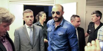 Una especialista colaboró con el discurso “guionado” de Fariña