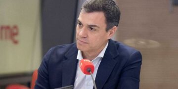 Los españoles votan en un comicio central