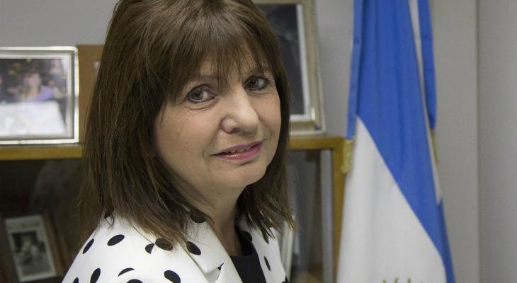 Bullrich reglamentó y defendió el uso de las pistolas eléctricas Bullrich reglamentó y defendió el uso de las pistolas eléctricas