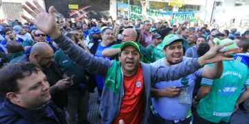 Allanaron a Camioneros por la causa de Independiente