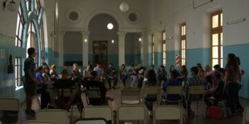 Presentarán un libro escrito por jóvenes de entre 13 y 19 años