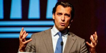 Británicos y holandeses abrieron los comicios europeos