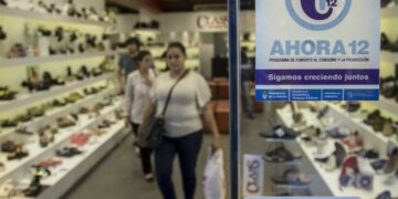 Prorrogan el plan Ahora 12 hasta el 31 de agosto