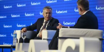 Cornejo puso en duda que Macri se presente en octubre