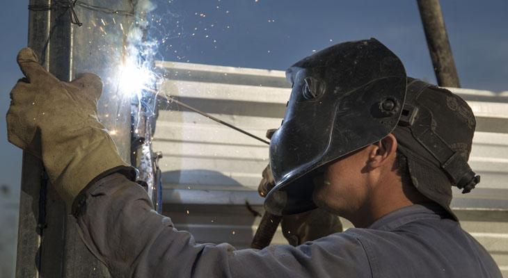 El empleo privado formal cayó al menor nivel en 54 meses El empleo privado formal cayó al menor nivel en 54 meses