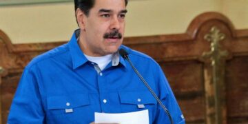 Maduro desafía a la oposición a ir a elecciones