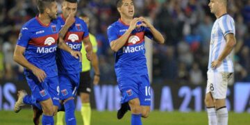 Se define el primer finalista de la Copa de la Superliga