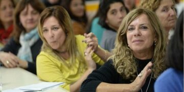 La Provincia organizó un debate colectivo sobre géneros y educación