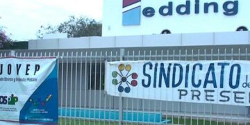 Cerró otra fábrica que a partir de ahora importará sus productos