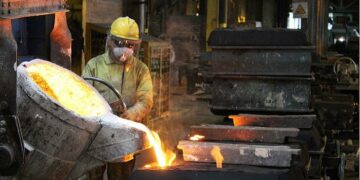 Se perdieron 137.000 puestos de trabajo industriales en 39 meses