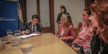 Digitalizarán actas para buscar a nietos desaparecidos en la dictadura