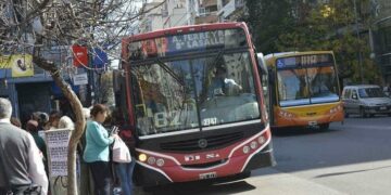 Desde hoy el boleto de colectivo cuesta $28 en Córdoba