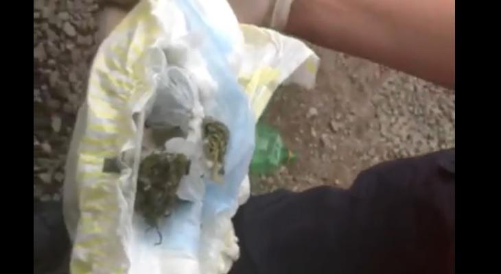 Quiso ingresar marihuana a la cancha en un pañal de su bebé Quiso ingresar marihuana a la cancha en un pañal de su bebé