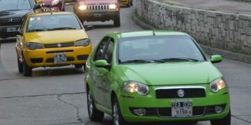 Taxis y remises anunciaron su adhesión al paro nacional del 29 de mayo