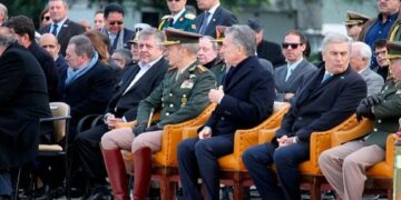 Sugestiva aparición de Stornelli junto a Macri