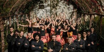 Cuatro décadas al frente