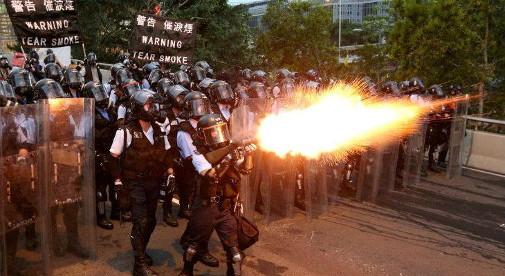 Fuerte represión en Hong Kong