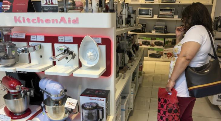 Cerca de 50 pymes cierran por día debido a la crisis económica Cerca de 50 pymes cierran por día debido a la crisis económica