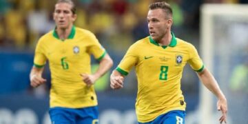 Brasil y Perú van por el primer puesto del Grupo A