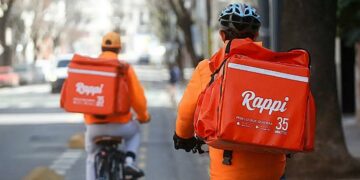 Según la UCA, la mitad de los trabajadores tiene un empleo informal