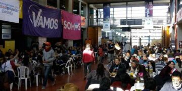 Apoyo de organizaciones sociales al Frente de Todos