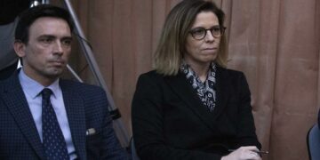 Denuncian a la Oficina Anticorrupción por retener información