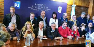El Frente Patriótico Córdoba se reúne en la sede de UEPC