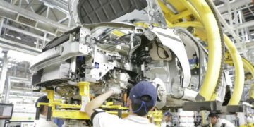 Indican que este año no habrá recuperación de los salarios