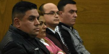 Juzgan a cuatro policías por una golpiza