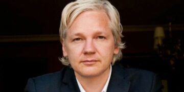 Suecia no quiere a Assange