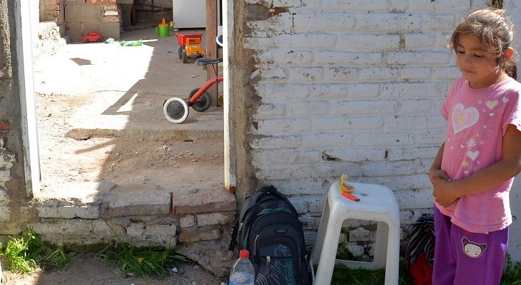 El 52% de los niños está por debajo de la línea de la pobreza El 52% de los niños está por debajo de la línea de la pobreza