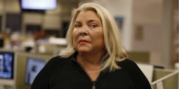 Ramos Padilla notificó a Carrió y Bonadio de sus imputaciones