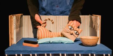 Historias sostenidas de un hilo