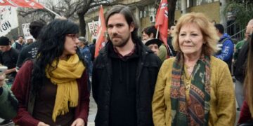 Del Caño pasó por Córdoba y apuntó al gobierno nacional