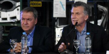 El Presidente invitó a Schiaretti a una cena institucional