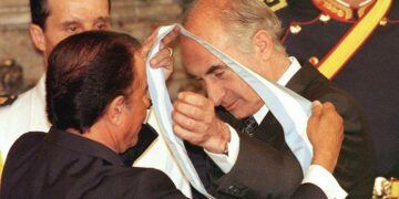 La muerte de De la Rúa evoca el recuerdo de la crisis de 2001