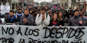 Se perdieron 217.000 empleos en los últimos doce meses