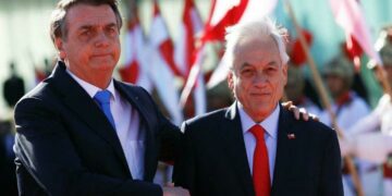 Bolsonaro suma el apoyo de Piñera y desafía a Francia