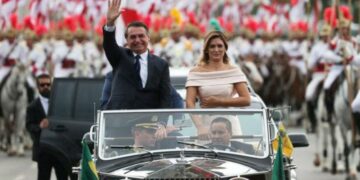 Insólito ataque de Bolsonaro en medio de la crisis del Amazonas