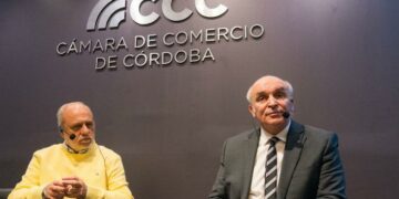 Espert arremetió contra los “Papá Noel de la vieja política”