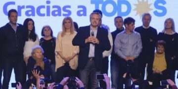 Fernández: “Hoy los argentinos comenzamos a construir otra historia”