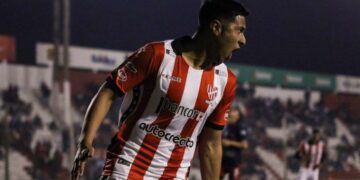 Quiere festejar con su gente