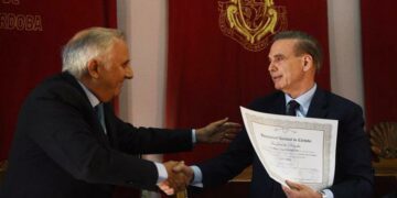 A días de las Paso, la UNC recibió con honores a Pichetto