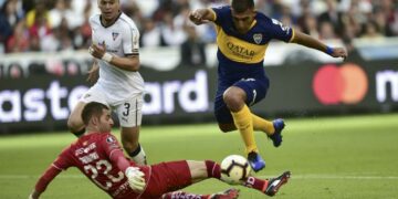 Boca goleó a Liga de Quito