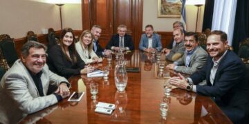 El PJ pide a Schiaretti que apoye a Fernández