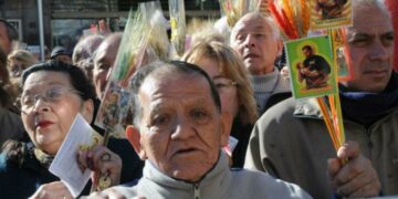 Procesiones y movilizaciones para conmemorar el día de San Cayetano