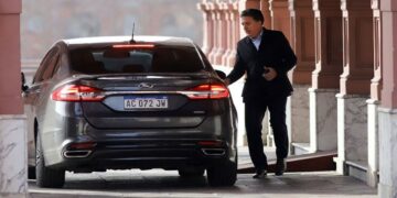 Reunión en la Rosada y el pedido de Fernández a Macri